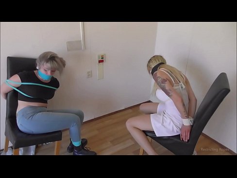 ❤️ Bağımlı / bağlı ve ağzı tıkalı / sıkıntı içinde küçük hanım ️ Porno tr.milfnut-net.ru ❌️